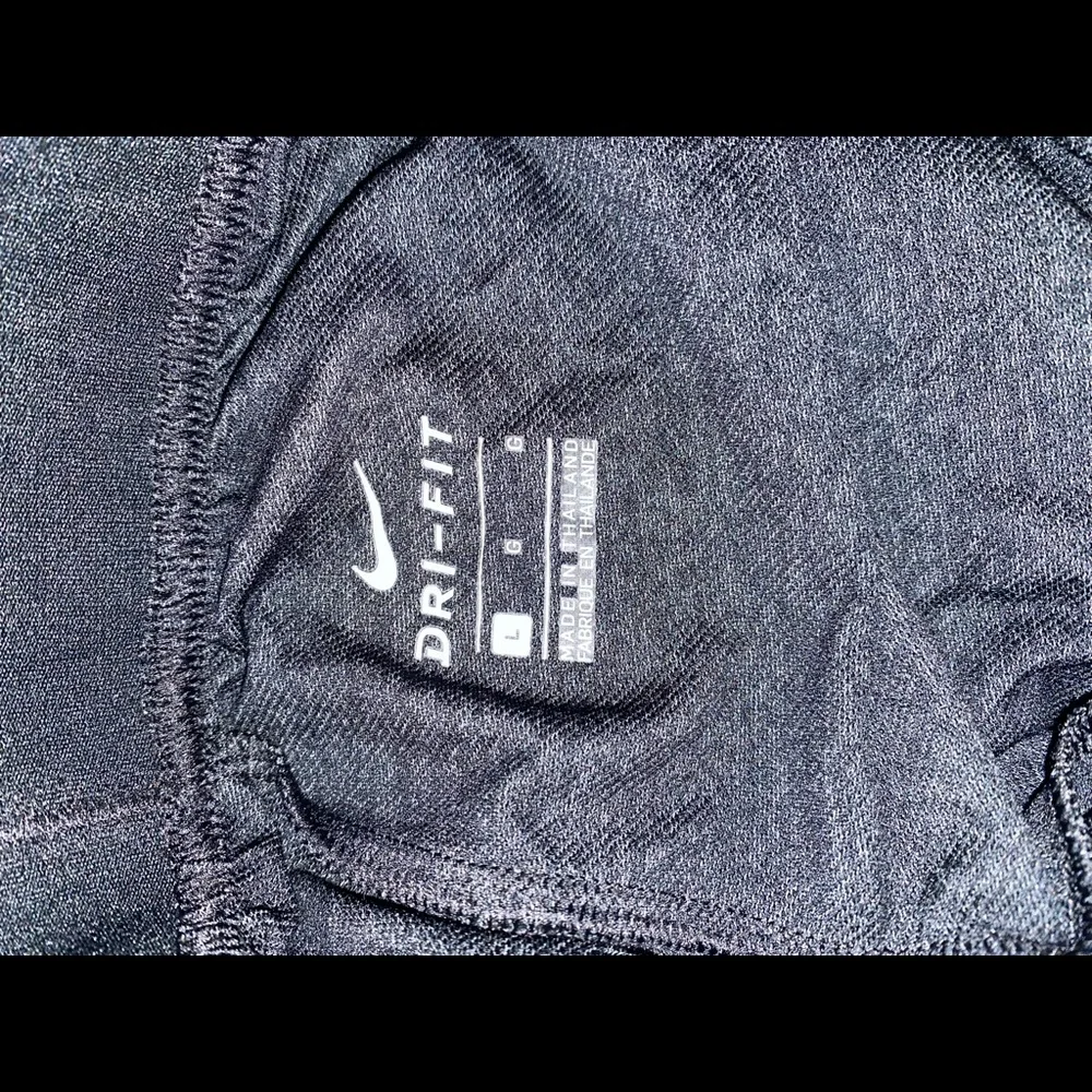 NWOT NIKE DRY FIT SHORTS - Picture 3 of 3
